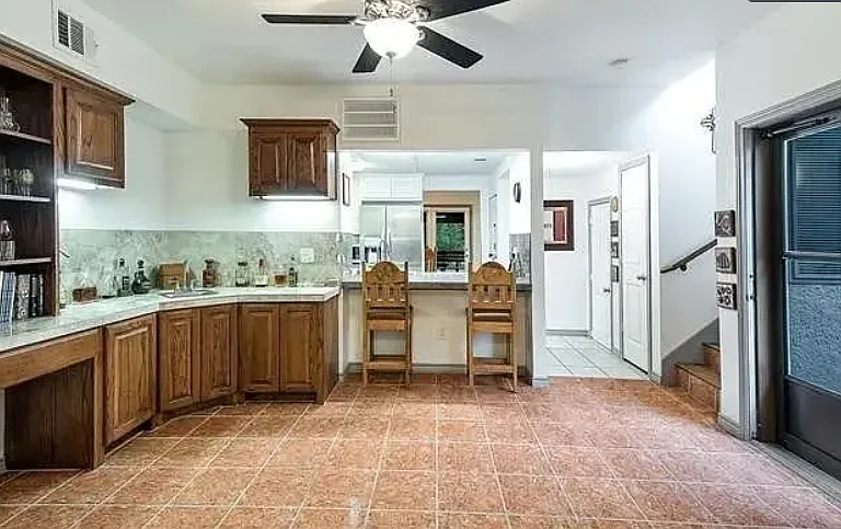 806 Pebble Beach Dr — Photo 3