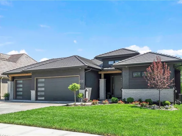 2809 W 175th Pl, Overland Park, KS 66085