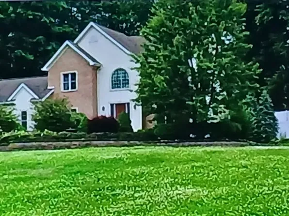 190 Fallen Timber Dr, Dubois, PA 15801