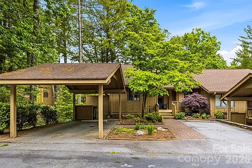 205 N Scarlet Oak Ln Photo 1 205 N Scarlet Oak Ln Photo 1
