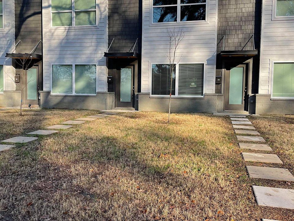 1st image of 806 W 32nd St #806