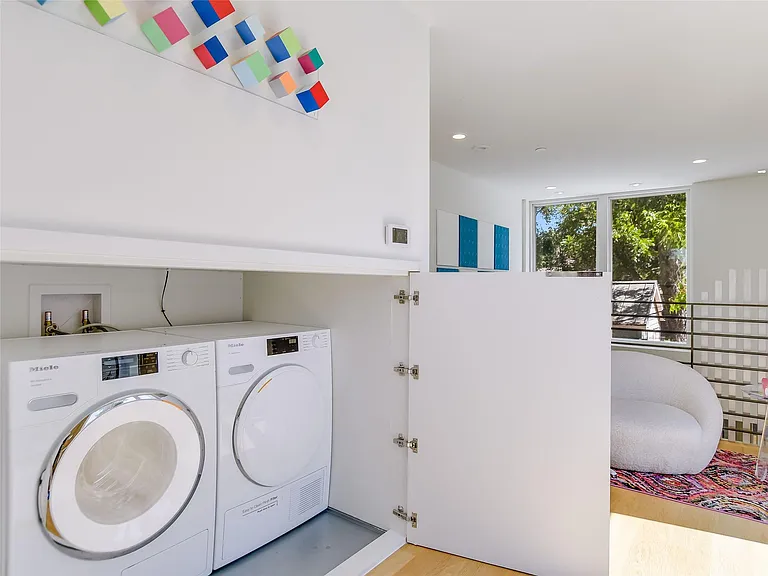 1603 Woodlawn Blvd #D — Photo 9