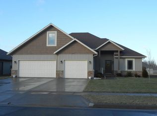 1937 N Trellis Rd, Strafford, MO 65757