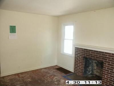 2nd image of 191 S Weyant Ave