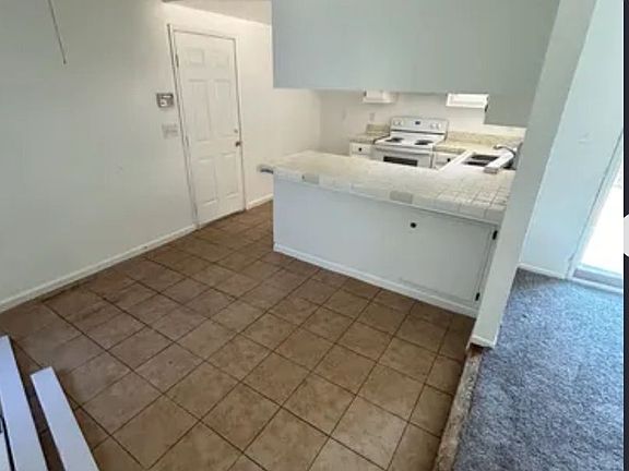 4th image of 1225 Princess Dr
