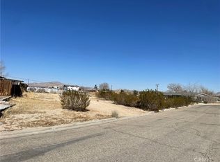 2 Batson Rd, Victorville, CA 92395