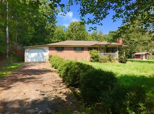 1153 Beaverdale Rd NE, Dalton, GA 30721