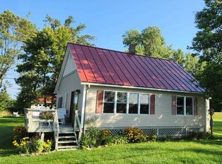 1098 Hathaway Point Rd, Saint Albans, VT 05478