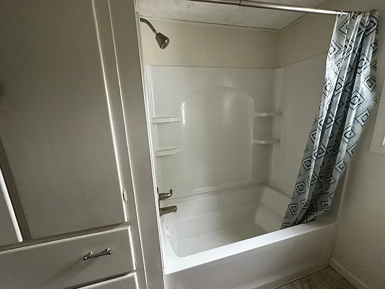 3225 Philmore Ave — Photo 15