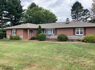 1125 Orchard Rd, Lititz, PA 17543