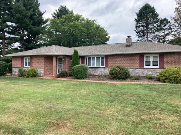 1125 Orchard Rd, Lititz, PA 17543