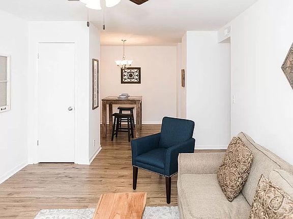 4th image of 514 N Petway St APT 202