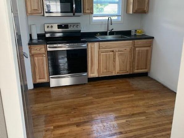 685 S 2nd St, Rogers City, MI 49779