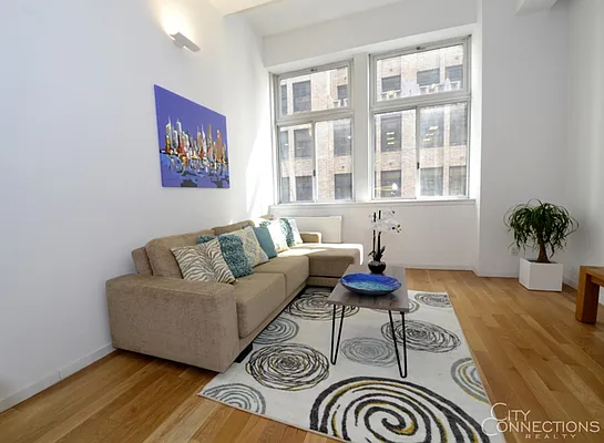 Rented by City Connections Realty | media 2