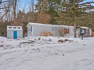 21 Vindale Road, Hooksett, NH 03106