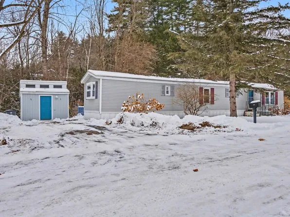 21 Vindale Road, Hooksett, NH 03106
