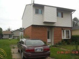 612 Luther Ave, Pontiac, MI 48341