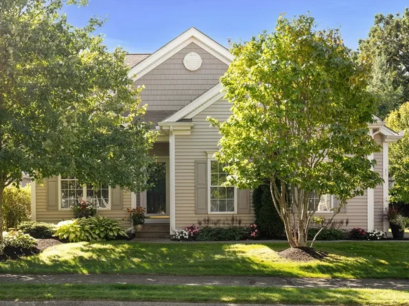 13 Horsemint Cir #49, Georgetown, MA 01833