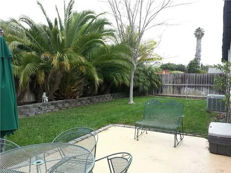 8864 Canis Ln — Photo 14