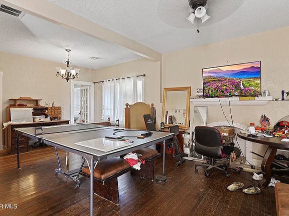 4th image of 2823 Altura Ave