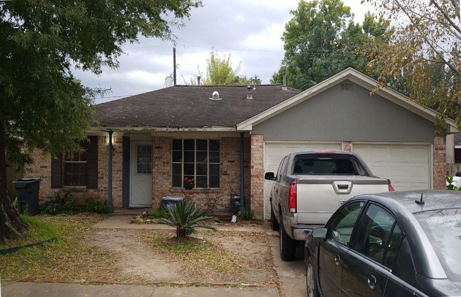 1st image of 718 Hollyvale Dr