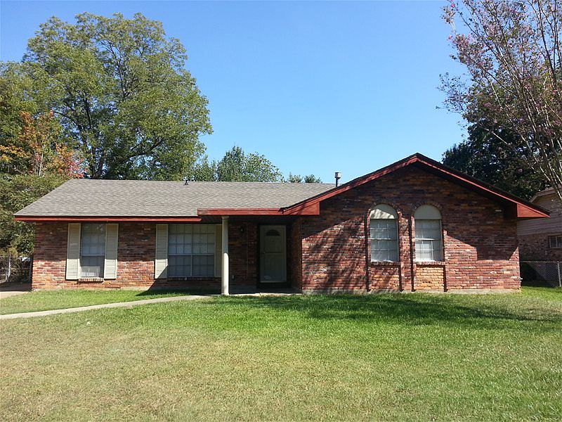 1st image of 512 Shady Grove Dr