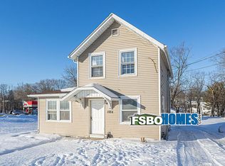 1924 Bridge Ave, Davenport, IA 52803
