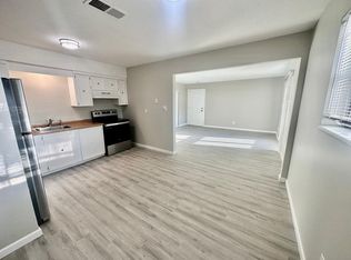 409 Woodland Ave #A, Kansas City, MO 64106