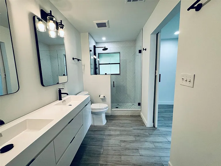 2500 Harrowden Dr — Photo 18