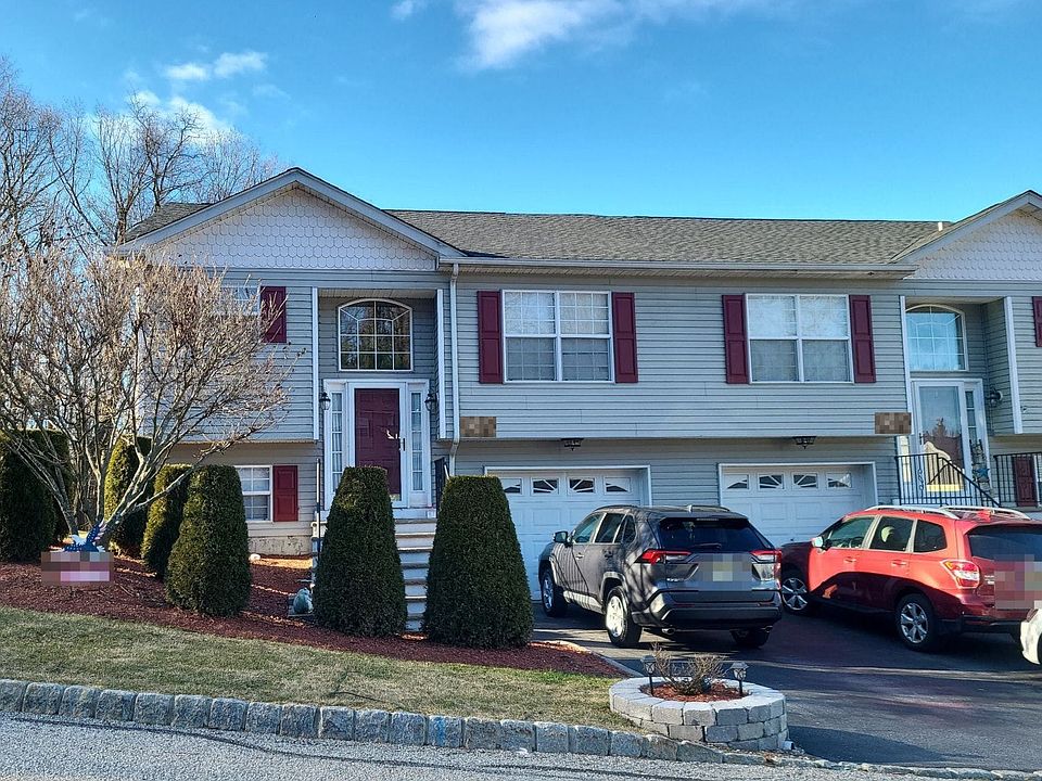 1st image of 29 Oak Point Dr #29