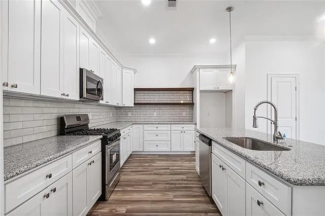 424 Cougar Dr — Photo 5