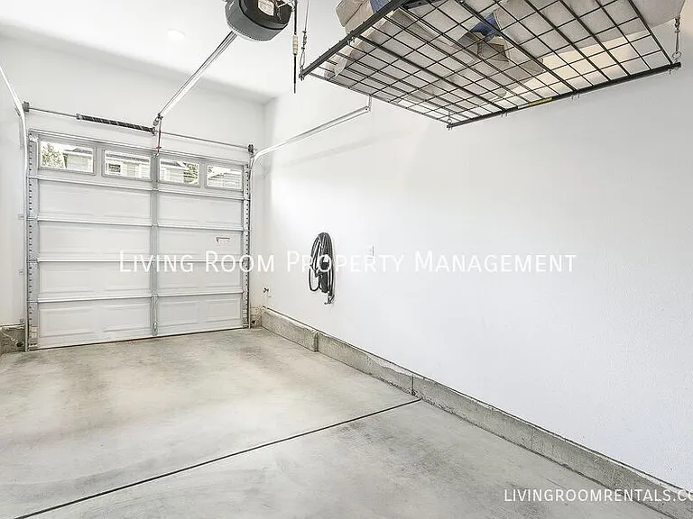 7731 N Decatur St — Photo 11