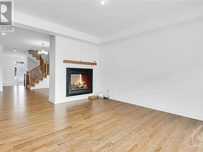 55 Big Dipper St — Photo 8