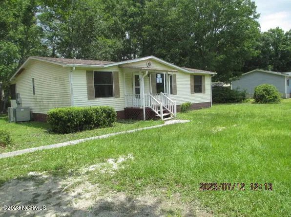 121 Ravenall Street, Sneads Ferry, NC 28460