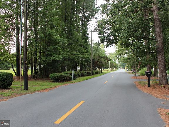 2nd image of 37151 Club House Rd