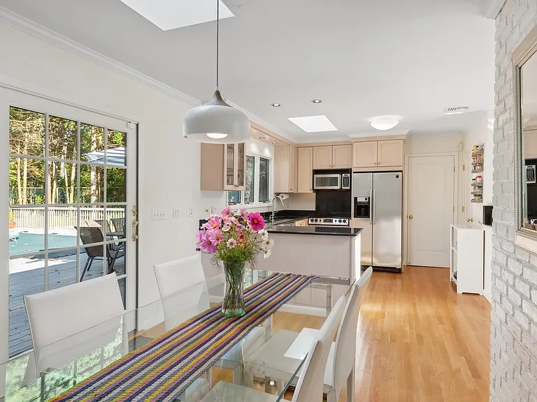 4 Spyglass Ln — Photo 18