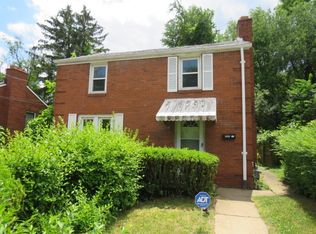 8616 Oakcrest Rd, Pittsburgh, PA 15235
