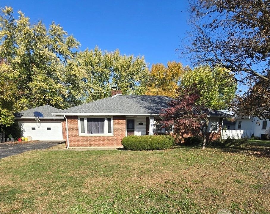 2nd image of 220 Kinsey Rd