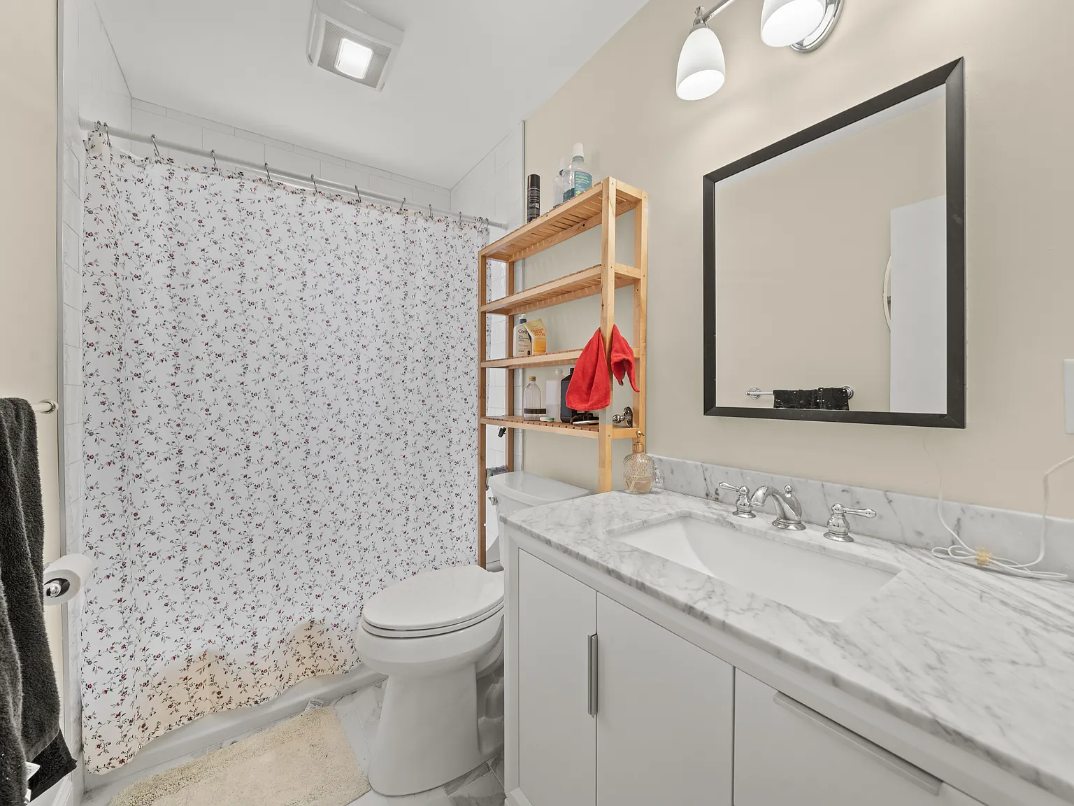 2 bed, 800 sqft, $2,950 — Photo 2