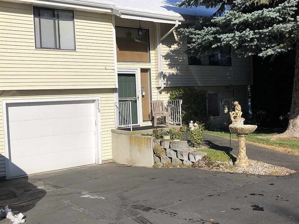1st image of 926 E Calkins Dr #926