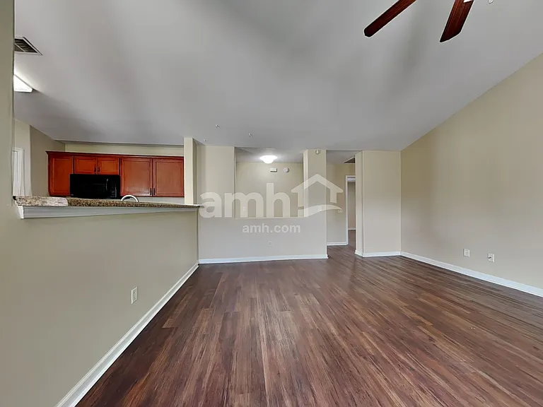 117 Lake Pointe Dr — Photo 6