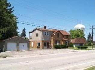 221 Barrington Rd, Wauconda, IL 60084