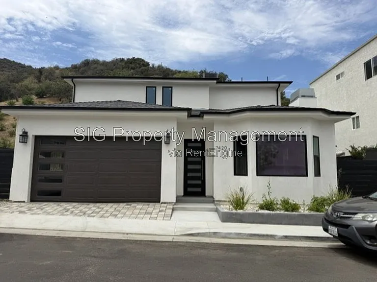 7420 Valaho Ln — Photo 1