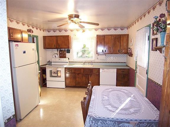 5th image of 7017 Moorfield Dr