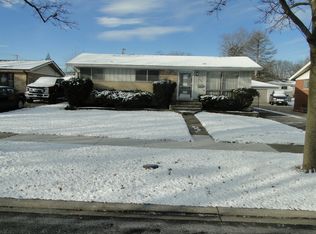 928 Pamela Dr, Bensenville, IL 60106