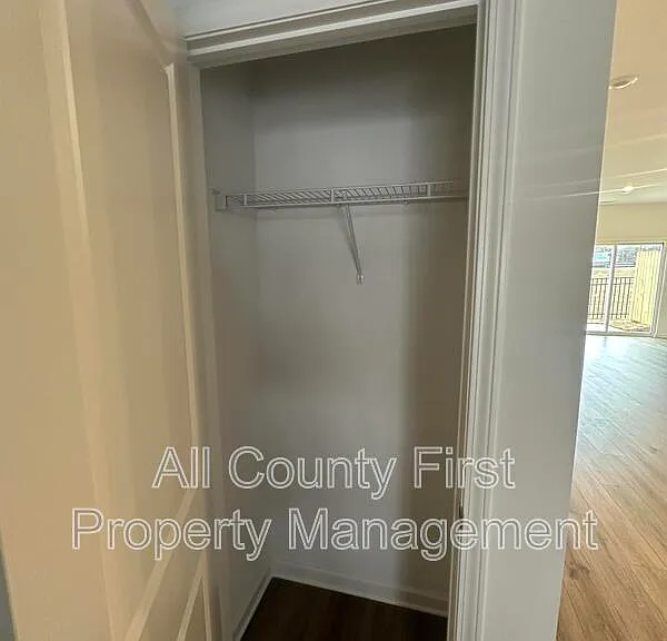 2555 Adventure Way — Photo 9