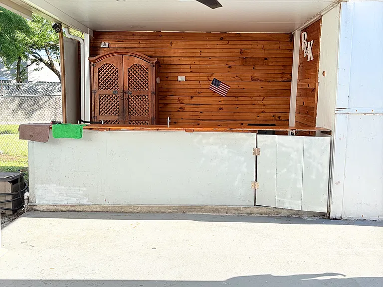 1800 SW 82nd Ter — Photo 11
