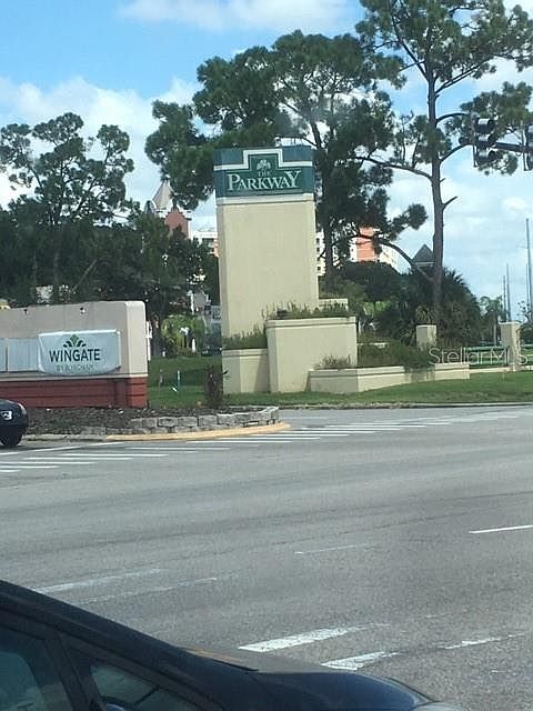 1st image of 3038 Parkway Blvd APT 207