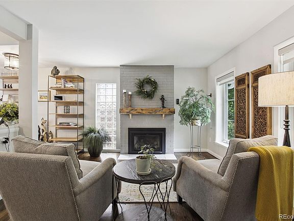 4th image of 1422 S Josephine Street