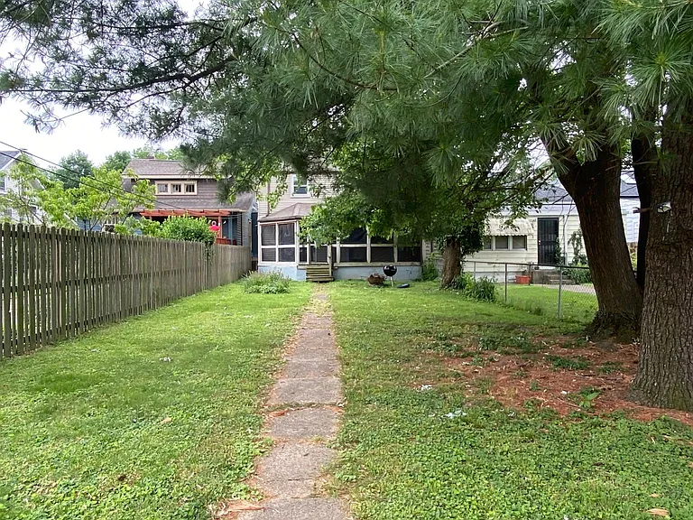 1839 Speed Ave #1 — Photo 13